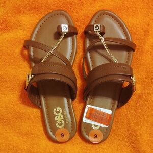 GBG Los Angeles Tan Chain Strap Sandals